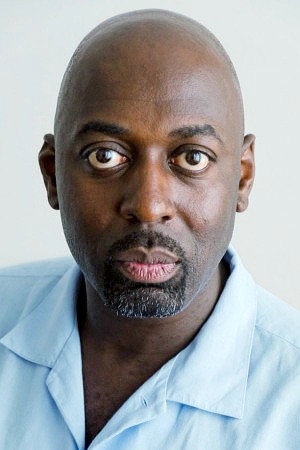 Clive Llewellyn profil kép