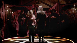 Dark Dungeons háttérkép