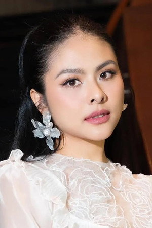 Vân Trang profil kép