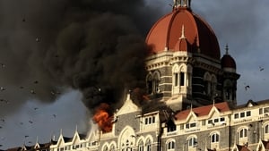 Surviving Mumbai háttérkép