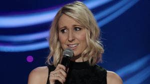 Nikki Glaser: Perfect háttérkép