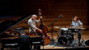 Avishai Cohen Trio @ Festival de jazz de Leverkusen háttérkép