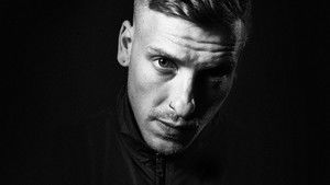 Felix Lobrecht: Hype háttérkép
