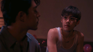 เส้นเรื่องเดิม háttérkép