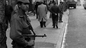 Algérie, année zéro háttérkép