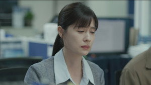 死了一個娛樂女記者之後 1. évad Ep.8 8. epizód