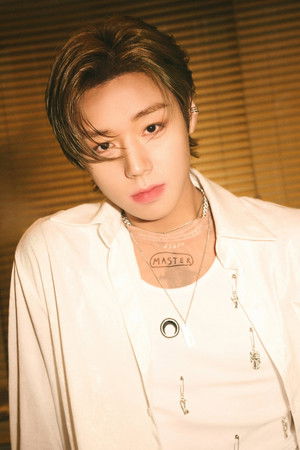 Park Ji-hoon profil kép