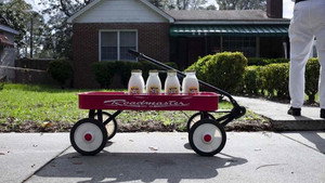 Here Comes The Milkman! háttérkép