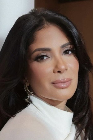 Mona Zaki profil kép