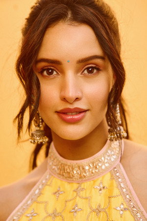 Tripti Dimri profil kép