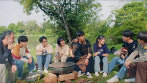 ขอฟังอีกครั้งเพลงรักของเธอ kép