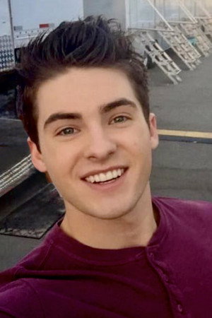 Cody Christian profil kép