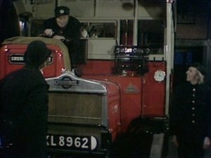A buszon 7. évad Ep.6 Az omnibuszon