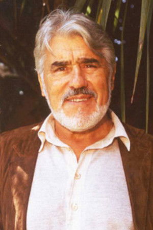 Mario Adorf profil kép