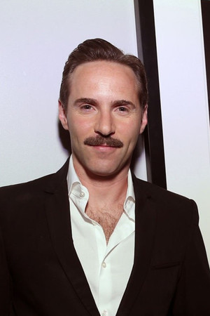 Alessandro Nivola profil kép