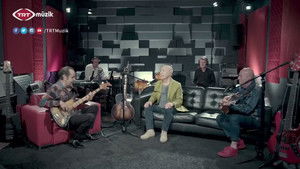 MFÖ Akustik háttérkép