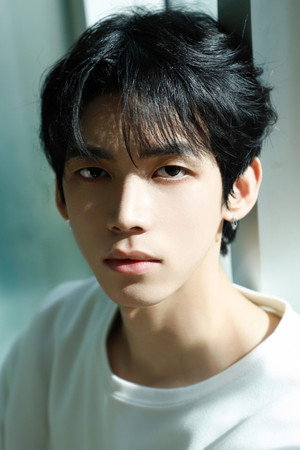 龙嘉誉 profil kép
