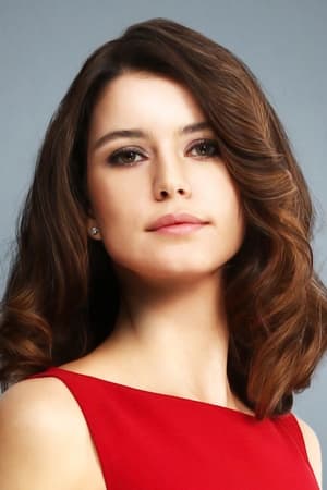 Beren Saat profil kép