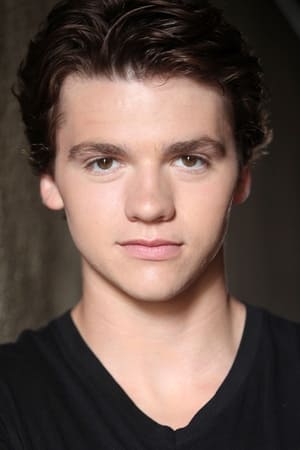 Joel Courtney profil kép