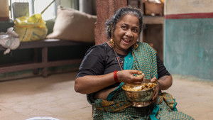 தாய் கிழவி háttérkép