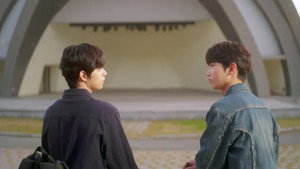 무언가 잘못되었다 1. évad Ep.1 1. epizód