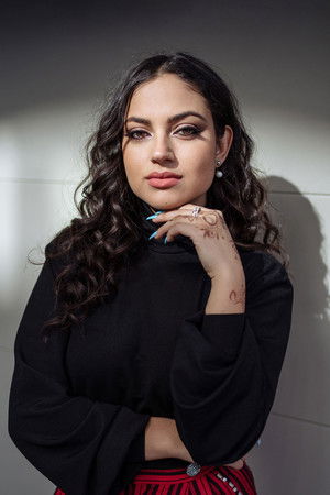 Inanna Sarkis profil kép