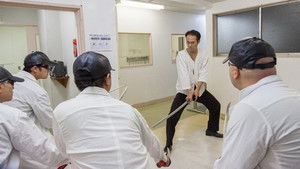 平成仁侠伝 兄弟、あの空で会おうぜ！ háttérkép