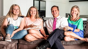 Gogglebox Australia 1. évad Ep.3 3. epizód
