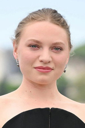 Mia Threapleton profil kép