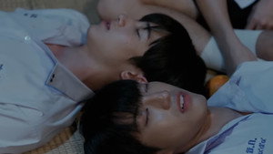 ต้นส้มอยู่บ้านเขา แต่ผลส้มหล่นมาบ้านเราตลอดเลย kép