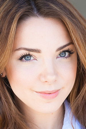 Kelsey Formost profil kép