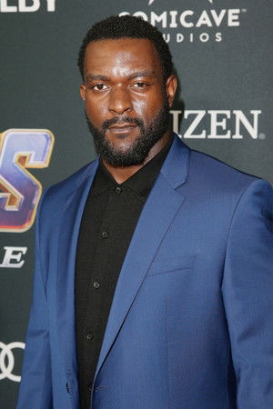 Michael James Shaw profil kép