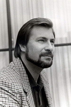 Richard Vernon