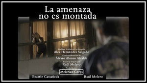 La amenaza no es montada háttérkép