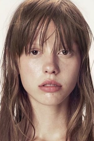 Mia Goth profil kép