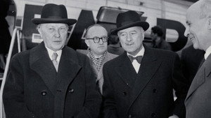 Az ellenségem ellensége háttérkép