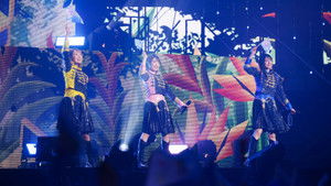 LAWSON presents TrySail 10周年出航ライブ “FlagShip” in 日本武道館 háttérkép
