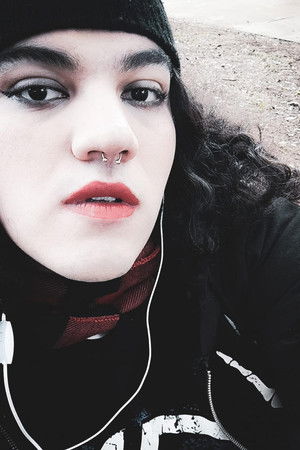 /9bw2pkBT93XdgraZOKl5yy57c81.jpg