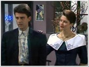 Acropolis Now Season 1 Ep.5 5. epizód