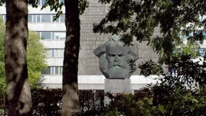 Karl Marx und seine Erben háttérkép