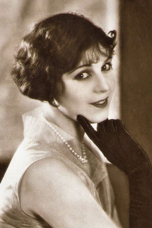 Elisabeth Pinajeff profil kép