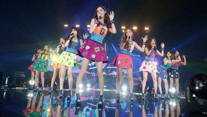 Girls' Generation ~LOVE & PEACE~ Japan 3rd Tour háttérkép