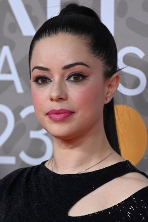 Tina Barrett profil kép