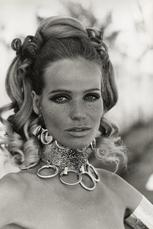 Veruschka von Lehndorff profil kép