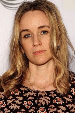 Emily Cass McDonnell profil kép