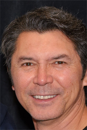 Lou Diamond Phillips profil kép