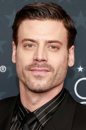 François Arnaud profil kép