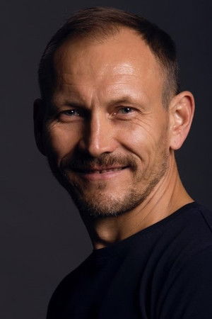 Peter Nikolas profil kép