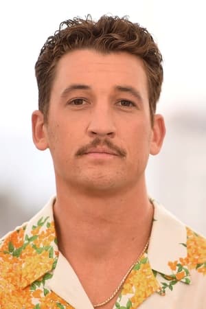 Miles Teller profil kép