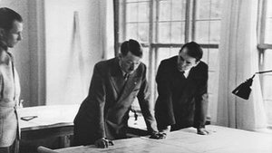 Hitler és ördögi köre 1. évad Ep.6 6. epizód